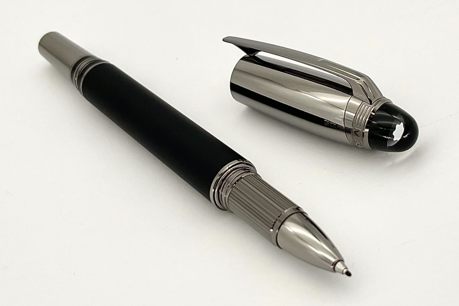 MontblancMB126365StarwalkerDoueUltraBlackFineliner_E